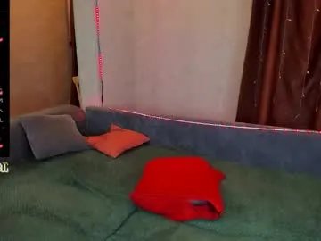 aaron_bang on Chaturbate 