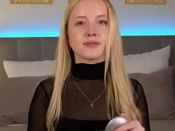 Freechat adele_armas on Chaturbate