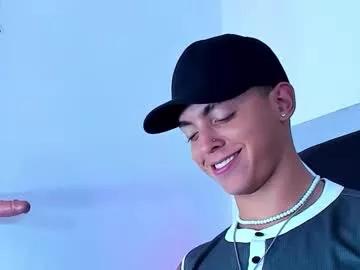 adriianlopez on Chaturbate 