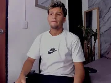 alan__smith on Chaturbate 