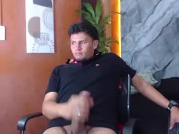 alan__smith on Chaturbate 