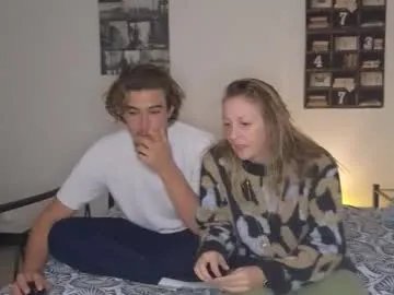 Freechat alex83530 on Chaturbate