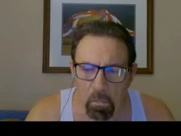 Freechat alphablue_wolf1295 on Chaturbate