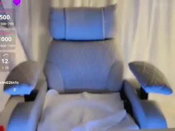 amaya_yooo_36d — Give me a hint, let me spray - Multi Goal: GoalPull me into the dark room and let me spray [2222 tokens left] #lovense #asian #new #bigboobs #lush #pvt #teen #bigboobs #domi