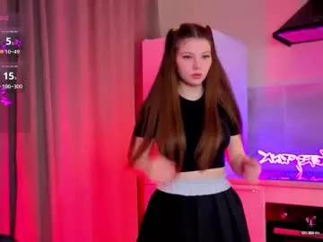 annie_smith12 on Chaturbate 