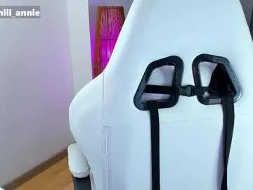 annie_snow_ on Chaturbate 