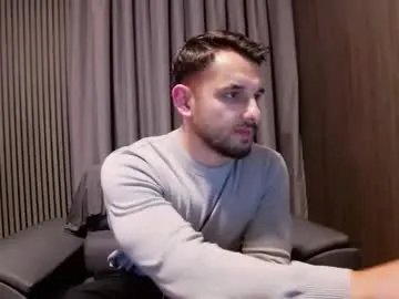 Freechat antoniovalentinidiamond on Chaturbate