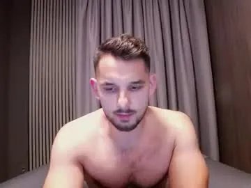 Freechat antoniovalentinidiamond on Chaturbate