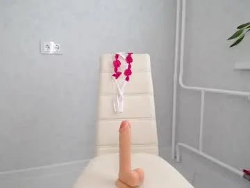 Freechat arinamir on Chaturbate