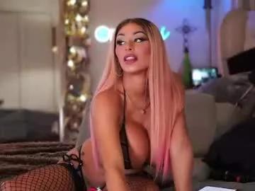 avalonnfoxx on Chaturbate 
