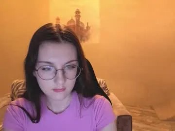 bemine_bemine from Chaturbate