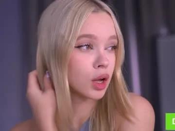 Slutty Boobybliss wants you to fuck her body now boobybliss from Chaturbate