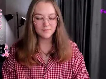 Freechat bubble_bunny on Chaturbate