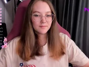 Freechat bubble_bunny on Chaturbate