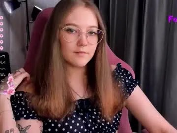 Freechat bubble_bunny on Chaturbate