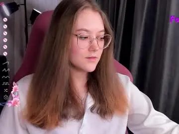 Freechat bubble_bunny on Chaturbate