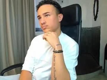 Watch Chaturbate's Callumpike callumpike from Chaturbate