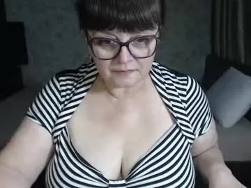 Freechat carolinedream_ on Chaturbate