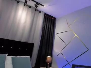 chrristopher77 on Chaturbate 