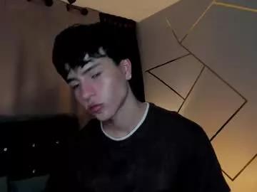 chrristopher77 on Chaturbate 