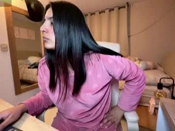 cloe_small08 on Chaturbate