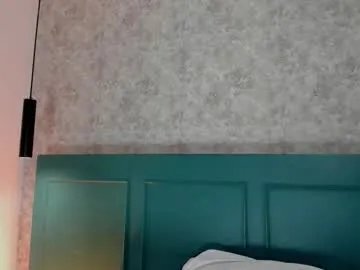 Freechat cristal_roberts_ on Chaturbate