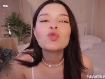 Freechat cuddlebyyou on Chaturbate