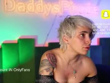 Freechat daddyspixxie on Chaturbate