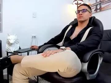 Freechat dash_bukoski on Chaturbate