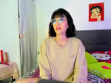 delilah_wicked — Goal: Sexy Dance #daddysgirl #bigpussylips  #latina #skinny #bigass - Next Goal: naked