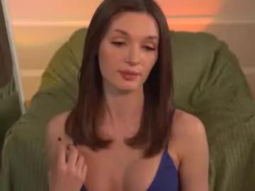 e_vvv_a on Chaturbate 