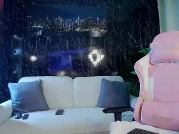 emily_foxx01 on Chaturbate 