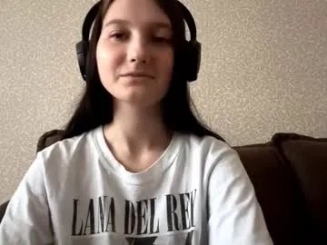 Freechat faustinabartosh on Chaturbate