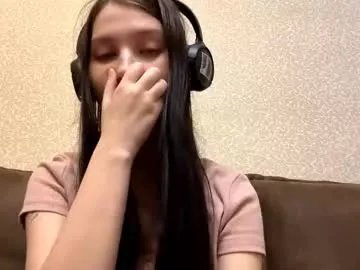 Freechat faustinabartosh on Chaturbate