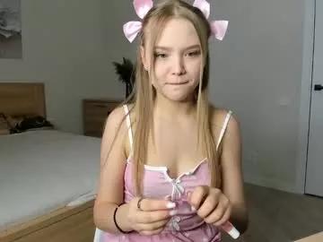 flooora_0 on Chaturbate 