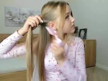 flooora_0 on Chaturbate 