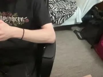 ghostboygbc on Chaturbate