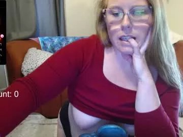 Freechat ginger7777777 on Chaturbate