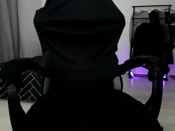 Freechat hairycuss on Chaturbate