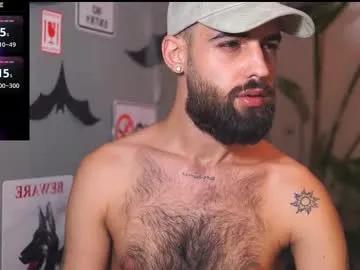 Freechat hairyrobxxx on Chaturbate