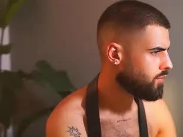 Freechat hairyrobxxx on Chaturbate