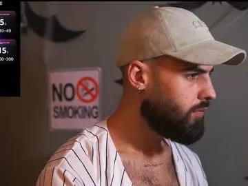 Freechat hairyrobxxx on Chaturbate