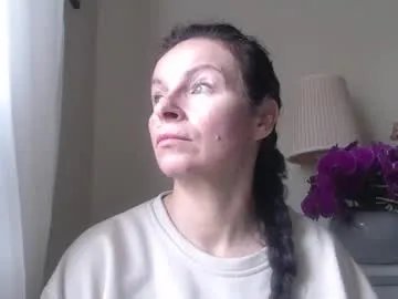 helen_79 on Chaturbate 