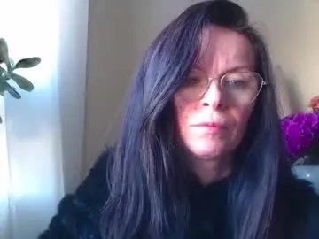 helen_79 on Chaturbate 