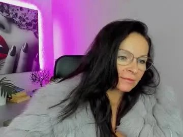 helen_79 on Chaturbate 