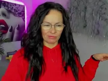 helen_79 on Chaturbate 
