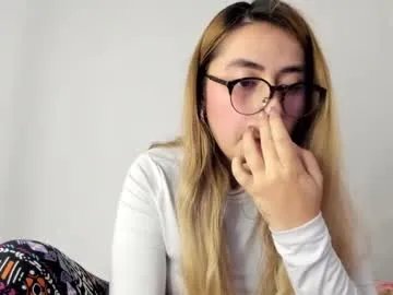 hyunjooo on Chaturbate