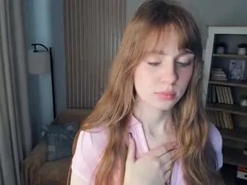 Freechat icyhoneybite on Chaturbate