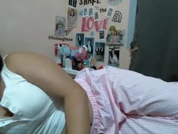 Freechat im_your_secret on Chaturbate