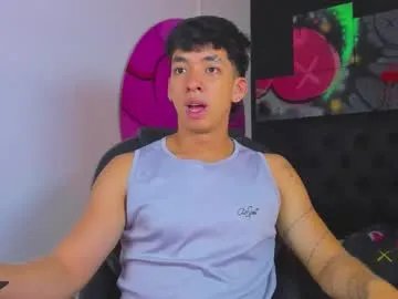 isaac_cryston on Chaturbate 